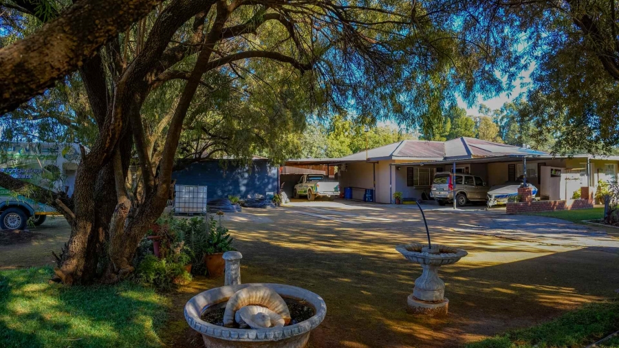 4 Bedroom Property for Sale in Kwaggafontein Free State